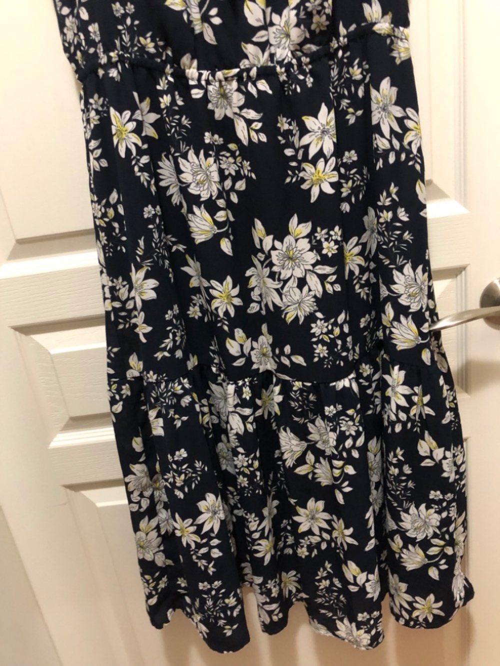 Banana Republic Size 14 floral dress navy blue white yellow tie neck ruffle - Picture 4 of 8